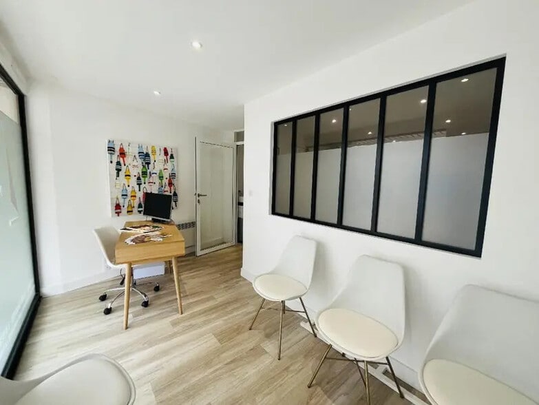 Local commercial dans La Baule-Escoublac à vendre - Photo intérieure – Image 1 sur 5