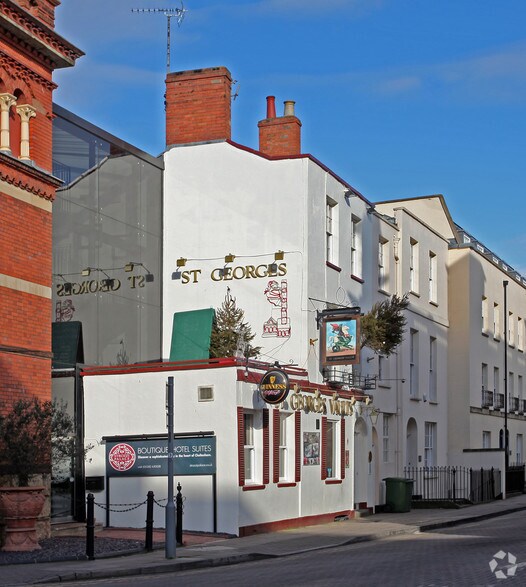 53 St Georges Pl, Cheltenham à vendre - Photo de l’immeuble – Image 2 sur 13