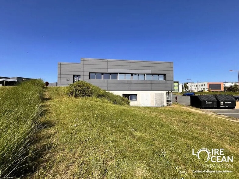 Bureau dans Cholet à louer - Photo de l’immeuble – Image 3 sur 15