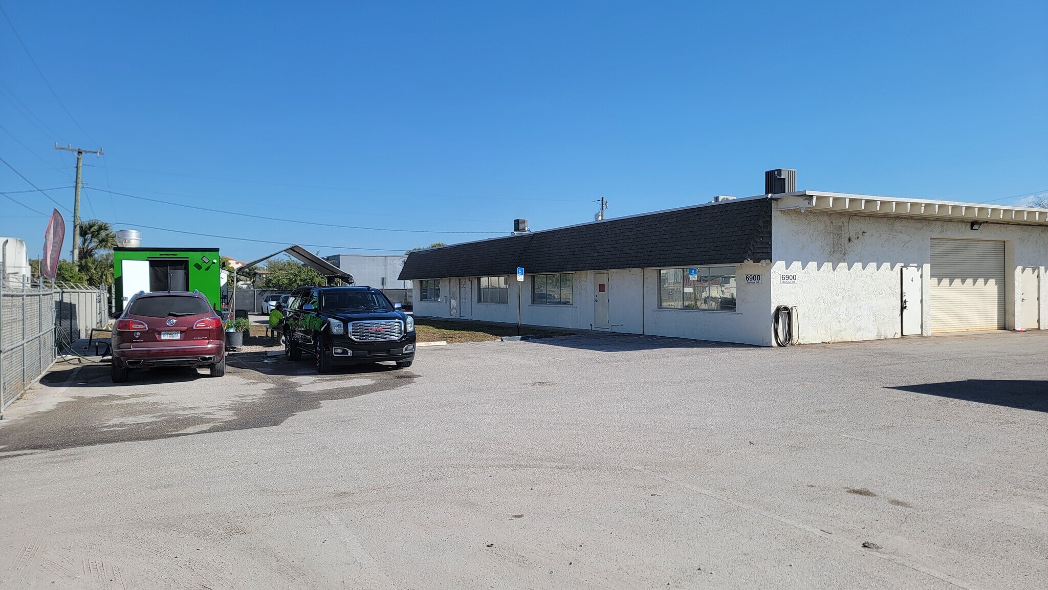 6900 Barbour Rd, Riviera Beach, FL à louer Photo principale– Image 1 sur 13