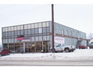 123 E Fireweed Ln, Anchorage, AK à vendre Photo de l’immeuble– Image 1 sur 8