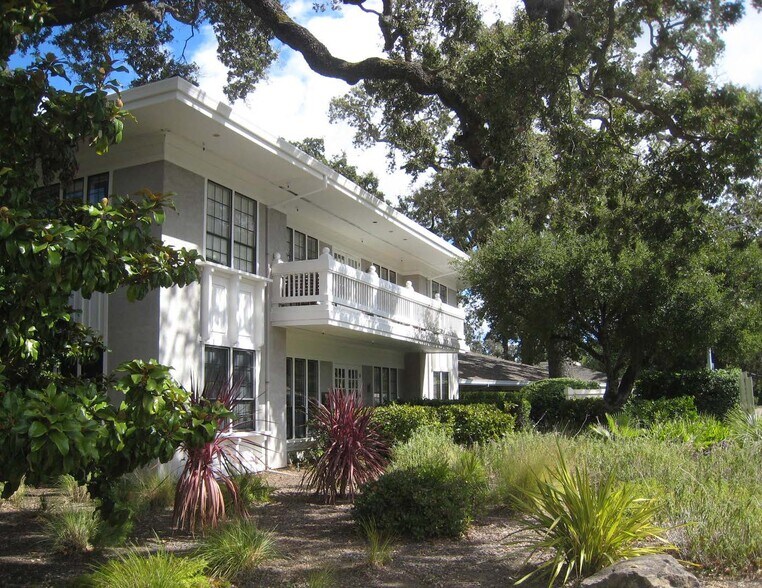 250 Bel Marin Keys Blvd, Novato, CA à vendre - Photo de l’immeuble – Image 3 sur 6
