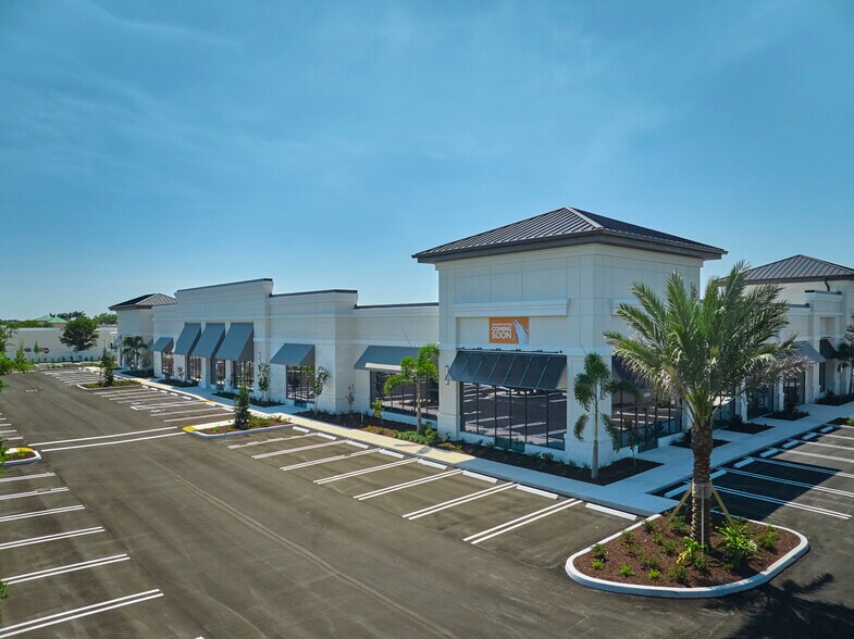 1908 SW Gatlin Blvd, Port Saint Lucie, FL à louer - Photo de l’immeuble – Image 3 sur 20