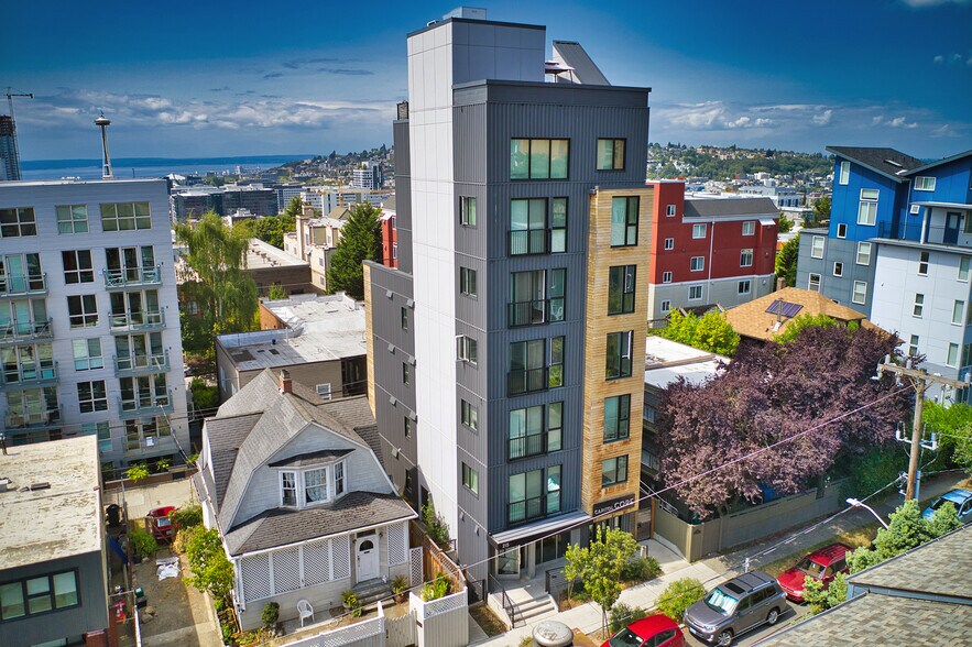 215 Boylston Ave E, Seattle, WA à vendre - Photo de l’immeuble – Image 2 sur 10