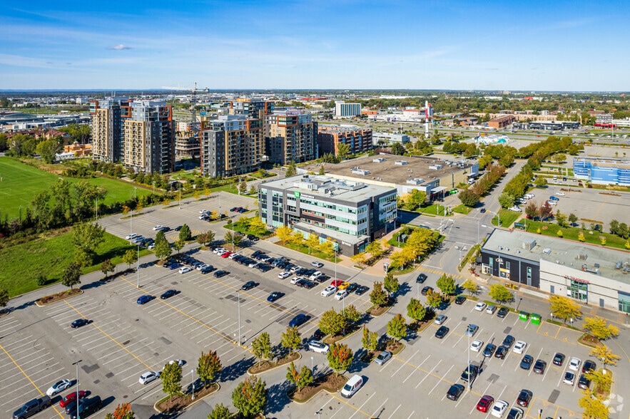 2990 Av Pierre-Péladeau, Laval, QC à louer - Aérien – Image 2 sur 4