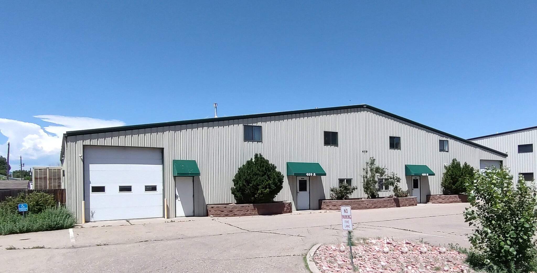 409 Delozier Dr, Fort Collins, CO à louer Photo de l’immeuble– Image 1 sur 16