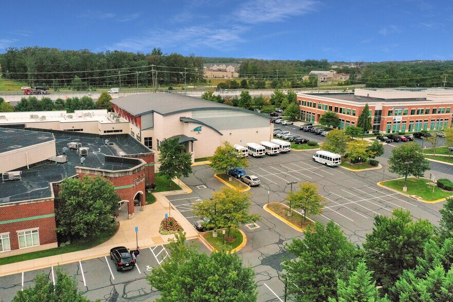 43629 Greenway Corporate Dr, Ashburn, VA à louer - Photo de l’immeuble – Image 3 sur 13