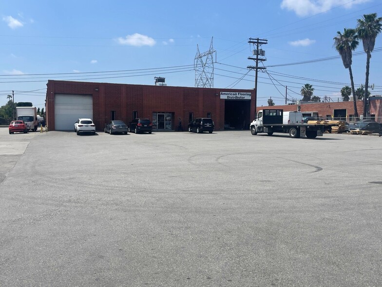 8161-8163 Lankershim Blvd, North Hollywood, CA à louer - Photo de l’immeuble – Image 1 sur 4
