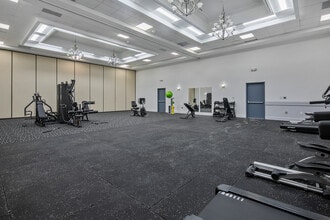 1944 Cedar Creek Rd, Fayetteville, NC à louer Photo intérieure– Image 2 sur 5