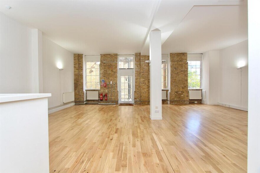 Carysfort Rd, Londres à louer - Photo de l’immeuble – Image 2 sur 14