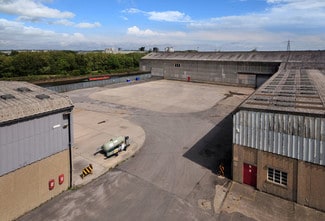 Plus de détails pour Old Mill Rd, Leeds - Industriel/Logistique à louer