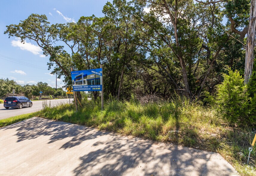 910 W Borgfeld Dr, San Antonio, TX à louer - Photo principale – Image 1 sur 2