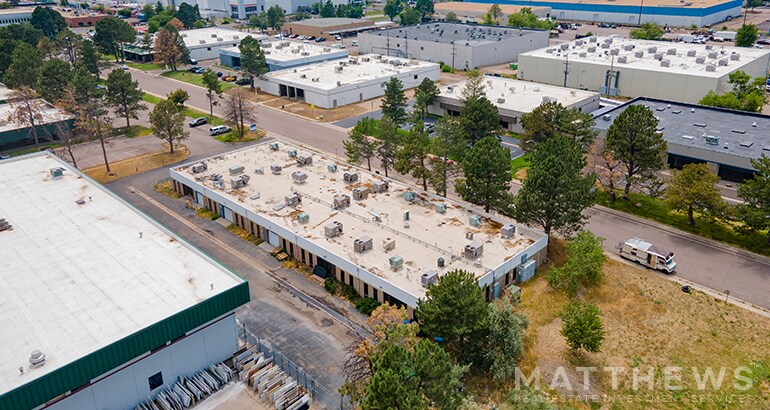 4800 Oakland St, Denver, CO à vendre - Photo de l’immeuble – Image 3 sur 4