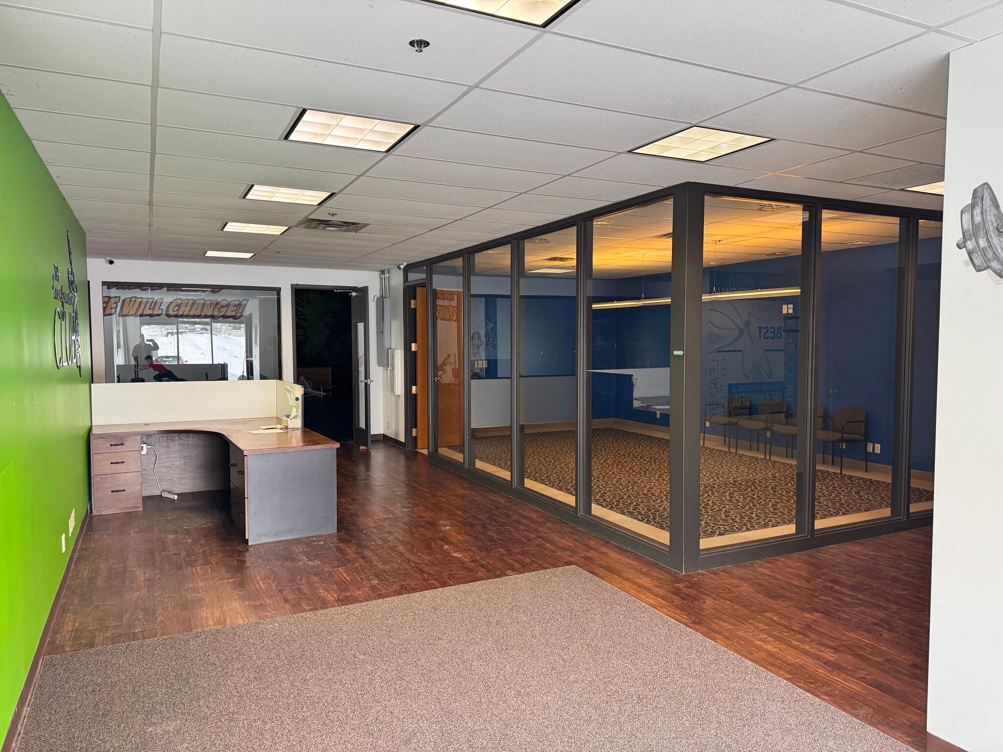 1351-1365 Park Rd, Chanhassen, MN à louer Photo intérieure– Image 1 sur 6