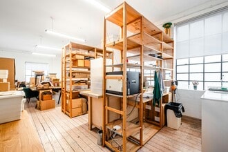 160-162 Brick Ln, Londres à louer Photo intérieure– Image 1 sur 8