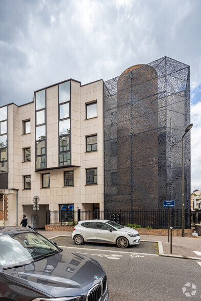 52 Rue D'Aguesseau, Boulogne-Billancourt à louer - Photo de l’immeuble – Image 2 sur 2