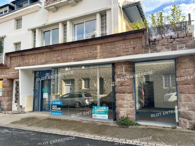 Local commercial dans Saint-Quay-Portrieux à louer - Photo de l’immeuble – Image 1 sur 5