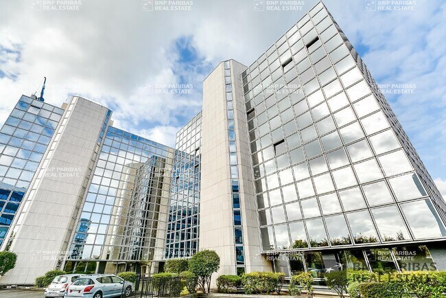 Plus de détails pour 4 A Avenue Morane Saulnier, Vélizy-Villacoublay - Bureau à louer