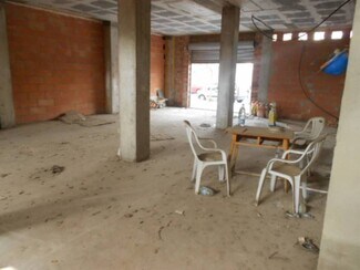 Plus de détails pour Local commercial à louer