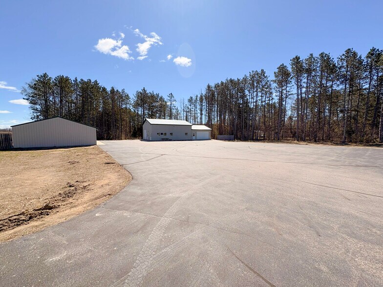 32738 US 71, Menahga, MN à vendre - Photo de l’immeuble – Image 2 sur 35