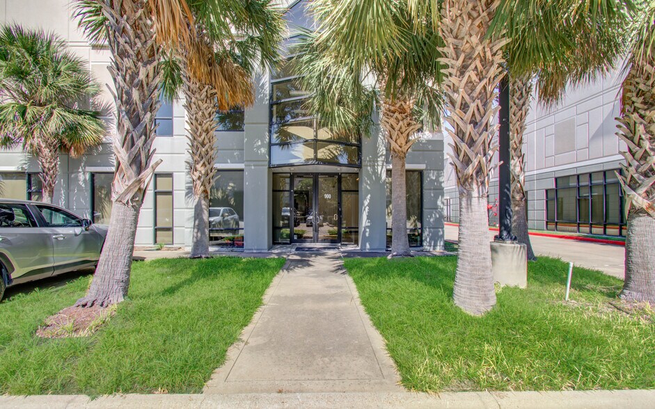 9330 Kirby Dr, Houston, TX à louer - Photo de l’immeuble – Image 3 sur 74