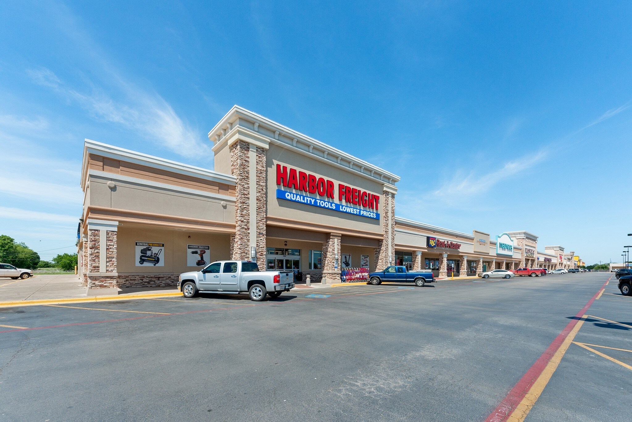 509-531 W Commerce St, Brownwood, TX à louer Photo principale– Image 1 sur 12