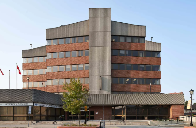 235 King St E, Kitchener, ON à louer - Photo de l’immeuble – Image 3 sur 5