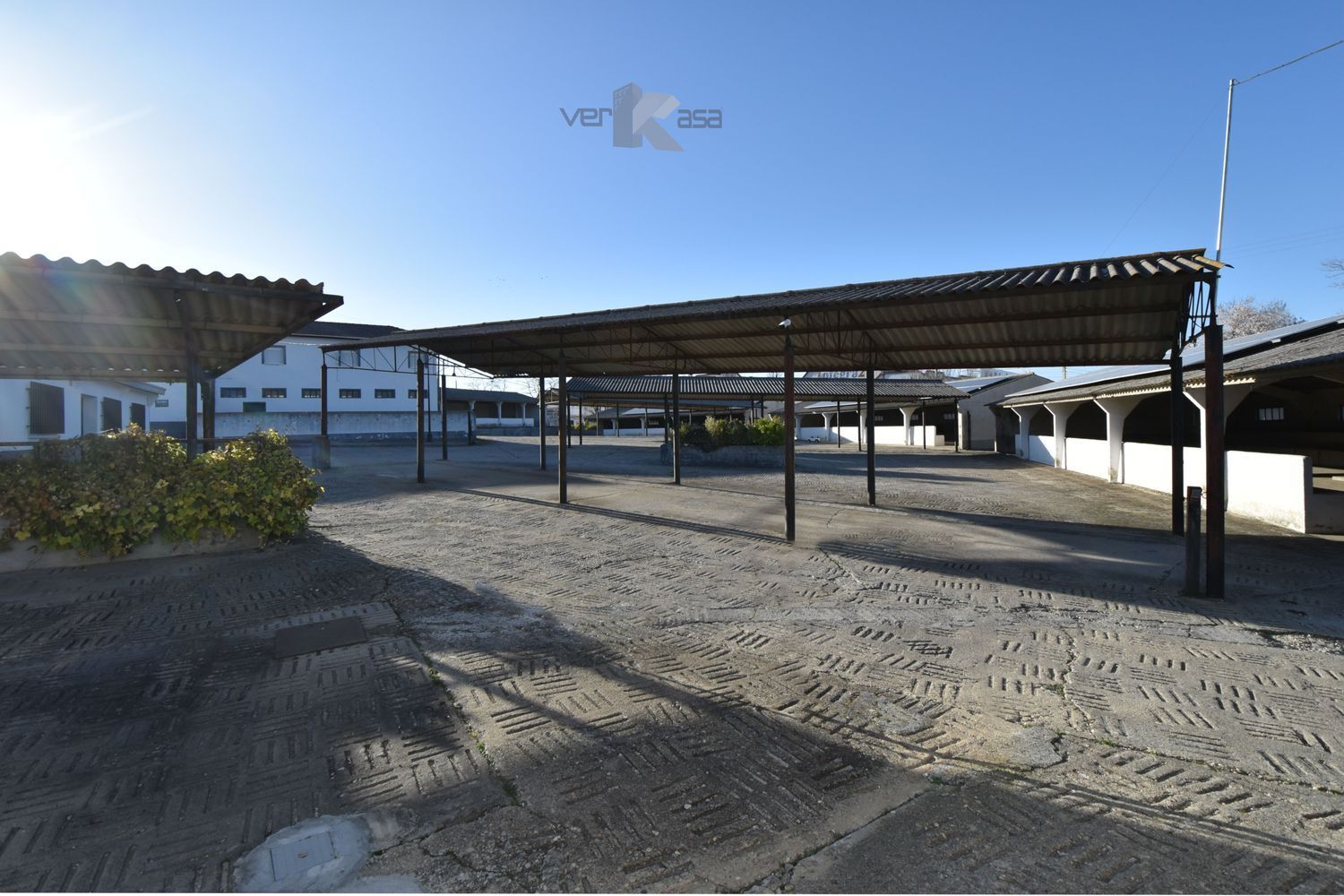 Industriel/Logistique dans Pinto, Madrid à vendre Photo principale– Image 1 sur 42
