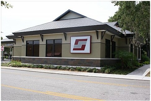 1201 9th St W, Bradenton, FL à louer - Photo de l’immeuble – Image 2 sur 22