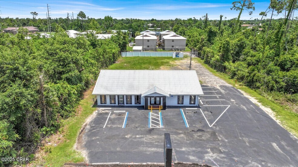 715 S Tyndall Pky, Panama City, FL à vendre - Photo de l’immeuble – Image 1 sur 10