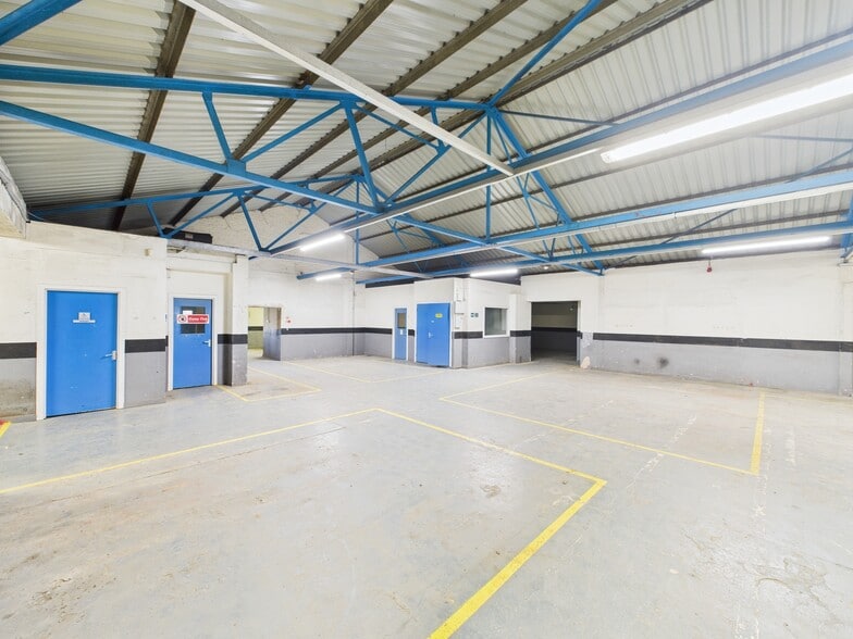 2 Elmbank St, Ayr à louer - Photo de l’immeuble – Image 3 sur 7