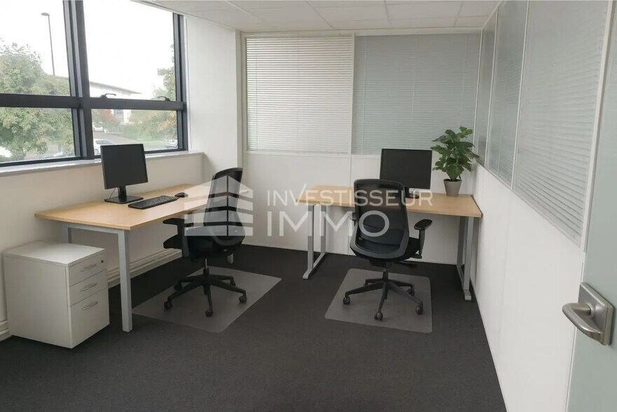 Bureau dans Champigny-sur-Marne à louer - Photo de l’immeuble – Image 1 sur 3