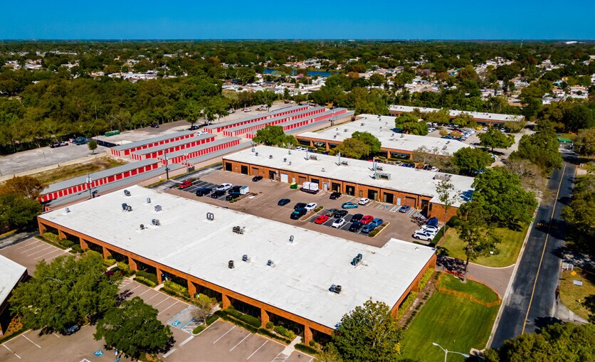 5402-5460 Beaumont Center Blvd, Tampa, FL à louer Photo de l’immeuble– Image 1 sur 8