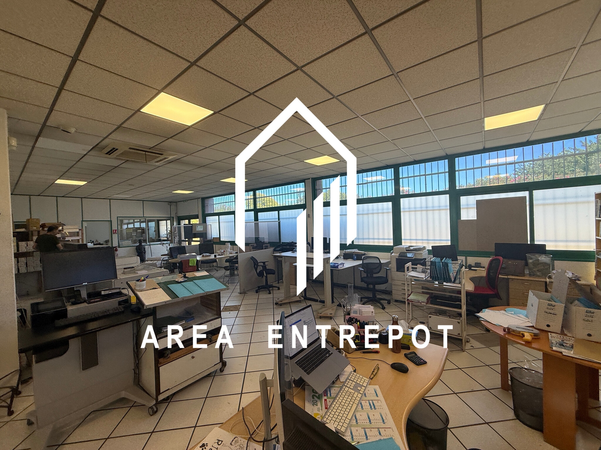 620 Avenue De La Roche-Fourcade, Aubagne à louer Photo intérieure– Image 1 sur 5