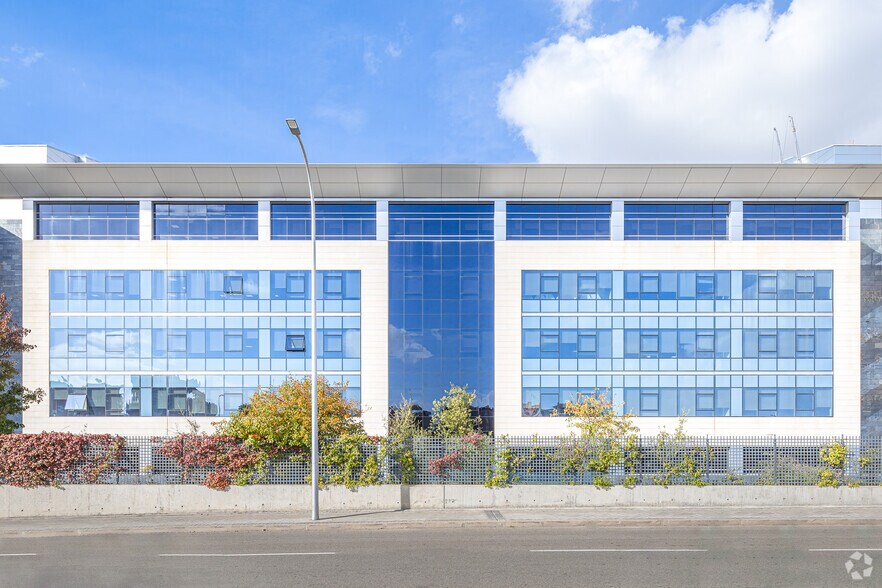 Avenida de Fuente de la Mora, 1, Madrid, Madrid à louer - Photo de l’immeuble – Image 3 sur 38