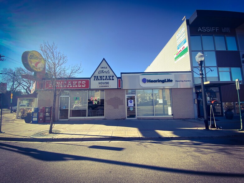 10604 124th St NW, Edmonton, AB à louer - Photo de l’immeuble – Image 3 sur 5