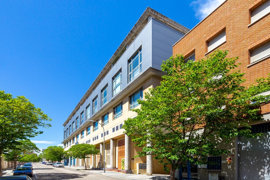 Calle Alfonso Gómez, 17, Madrid, Madrid à vendre - Photo de l’immeuble – Image 2 sur 4