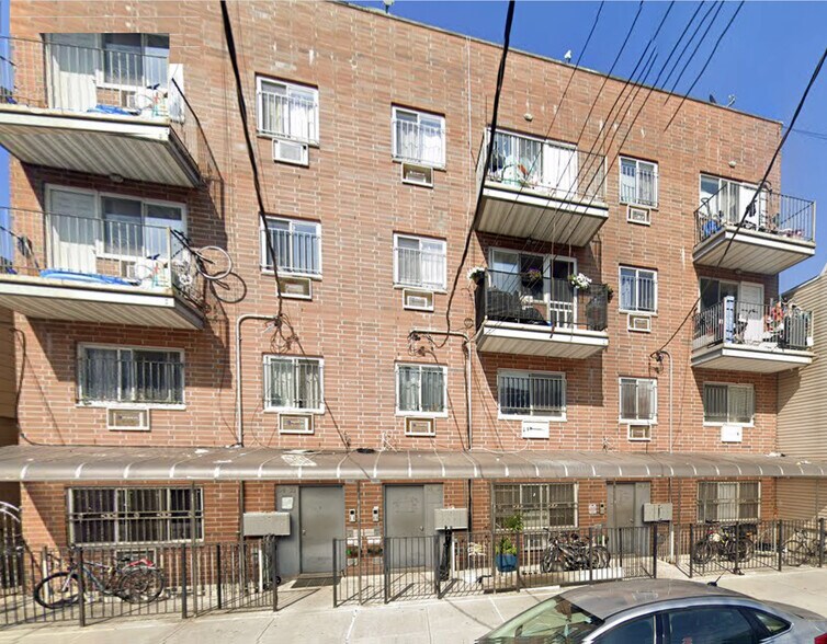 5421-5425 102nd St, Corona, NY à vendre - Photo principale – Image 1 sur 1