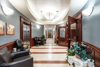 4030 Wake Forest Rd, Raleigh, NC à louer Photo de l’immeuble– Image 2 sur 2