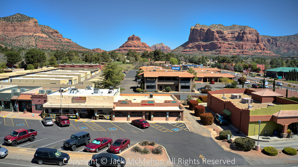28 W Cortez Dr, Sedona, AZ à louer - Photo principale – Image 1 sur 5