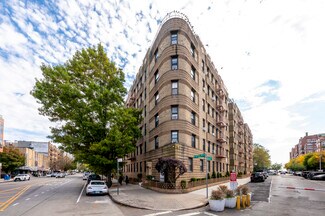 Plus de détails pour 1120 Brighton Beach Ave, Brooklyn, NY - Logement à vendre