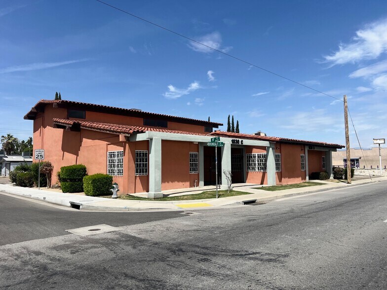 1830 Brundage Ln, Bakersfield, CA à vendre - Photo de l’immeuble – Image 2 sur 18