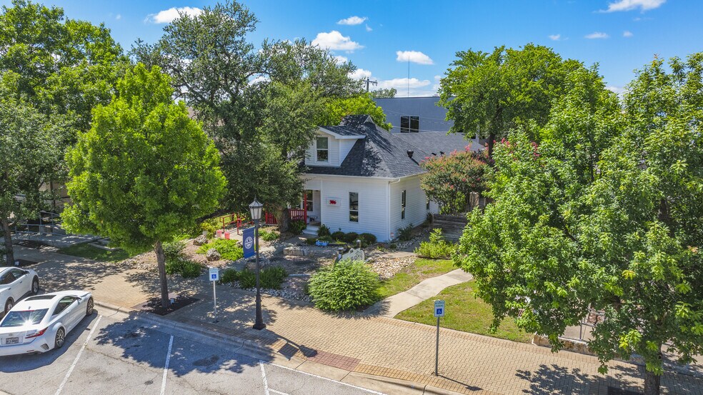 306 W Main St, Round Rock, TX à vendre - Photo de l’immeuble – Image 3 sur 4