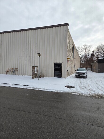 45 Halstead St, Rochester, NY à vendre - Photo de l’immeuble – Image 2 sur 4
