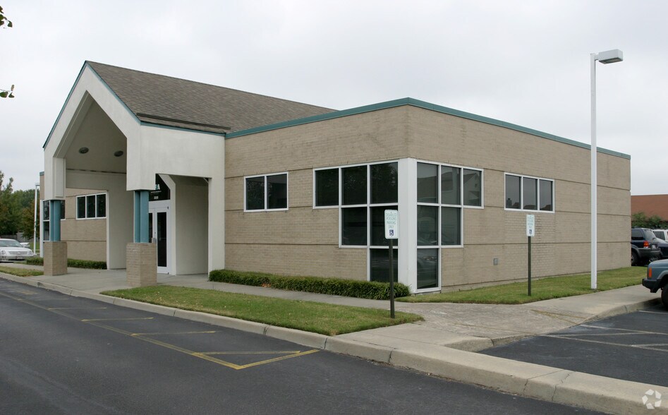 3550 Buckner Blvd, Virginia Beach, VA à vendre - Photo de l’immeuble – Image 2 sur 6