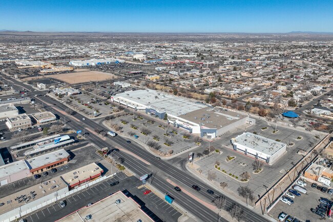 Plus de détails pour 3621-3901 Menaul NE, Albuquerque, NM - Local commercial à louer