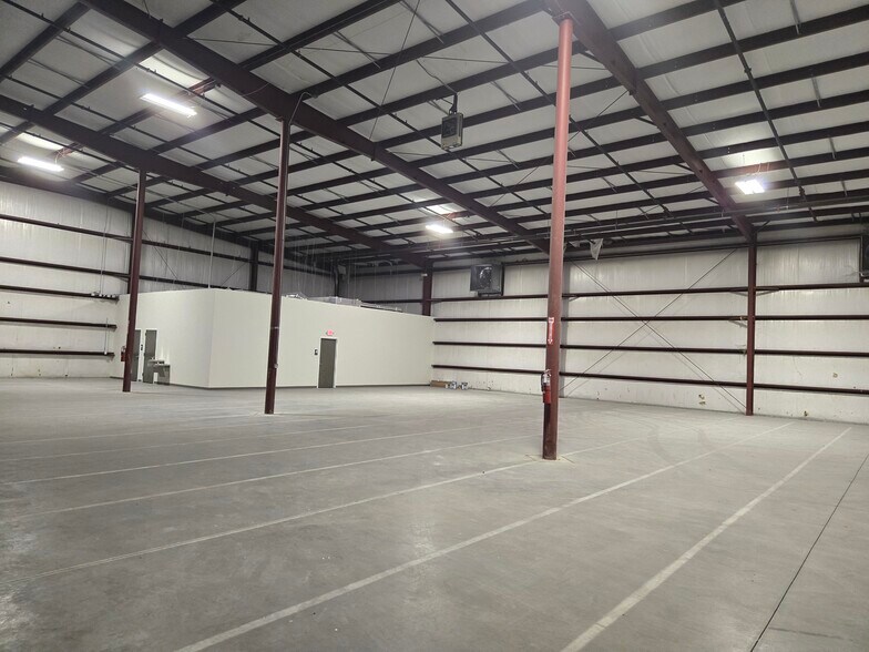 7660 Gainesville Ave, Jacksonville, FL à louer - Photo de l’immeuble – Image 3 sur 15