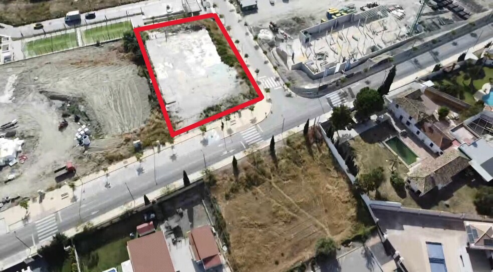 Terrain dans Estepona à vendre - Aérien – Image 2 sur 23