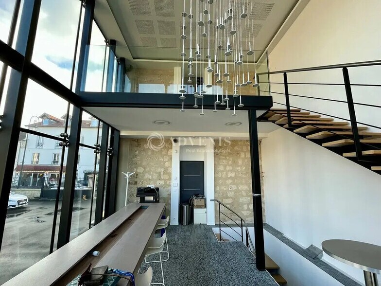 Bureau dans L'ISLE-ADAM à louer - Photo intérieure – Image 3 sur 12