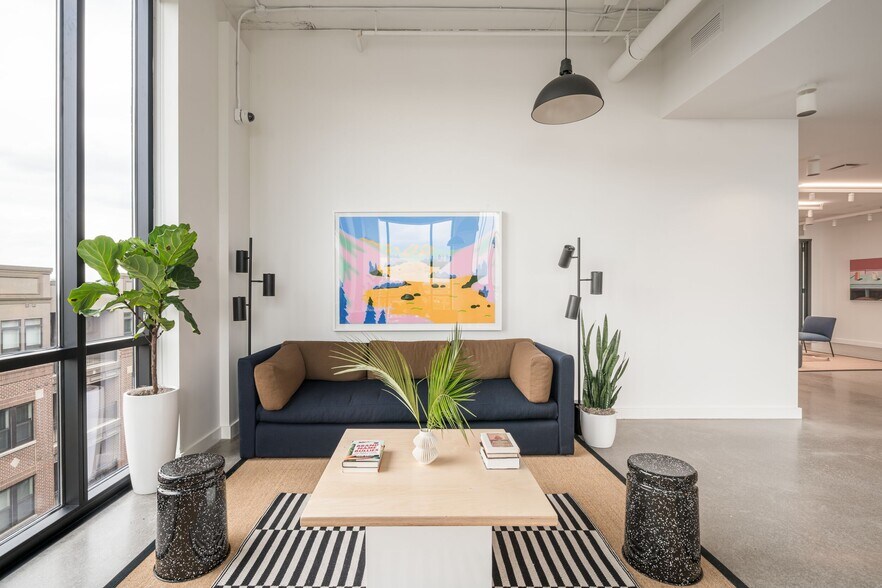 800 N High St, Columbus, OH à louer - Photo intérieure – Image 2 sur 15